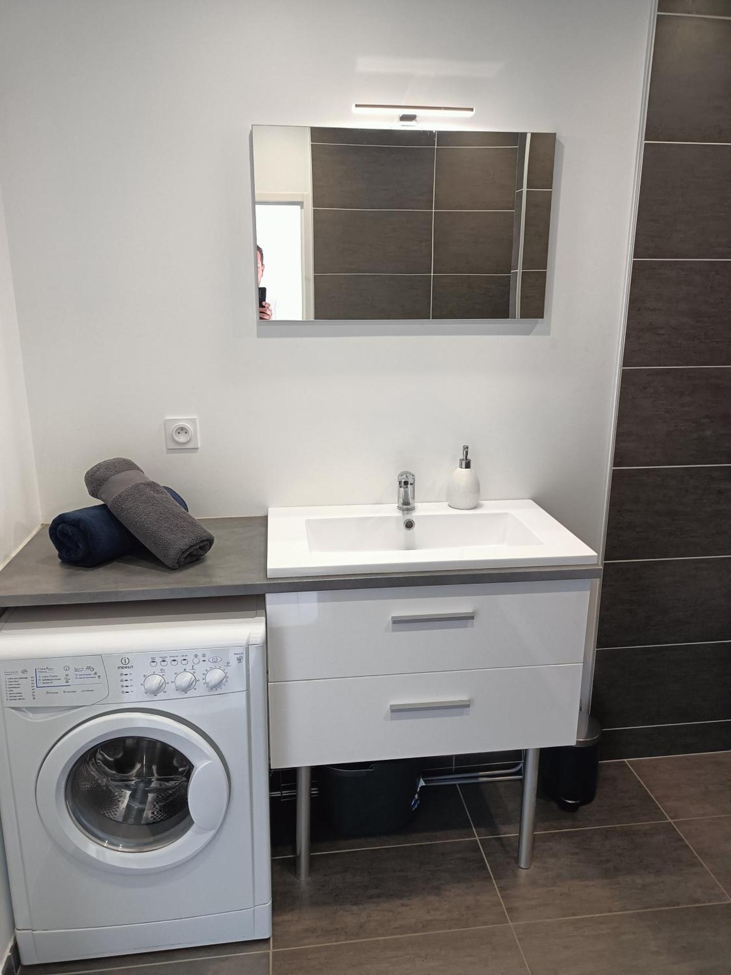 Appartement 30 M2 Neuf + Terrasse Brindas Bagian luar foto
